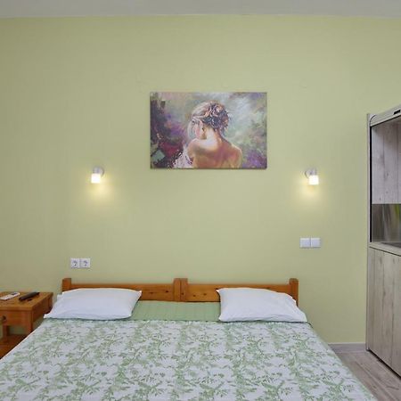Αlexandros Apartment Votsi  المظهر الخارجي الصورة