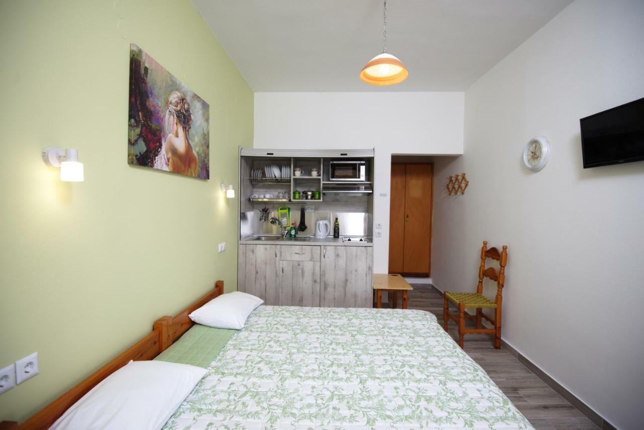 Αlexandros Apartment Votsi  المظهر الخارجي الصورة